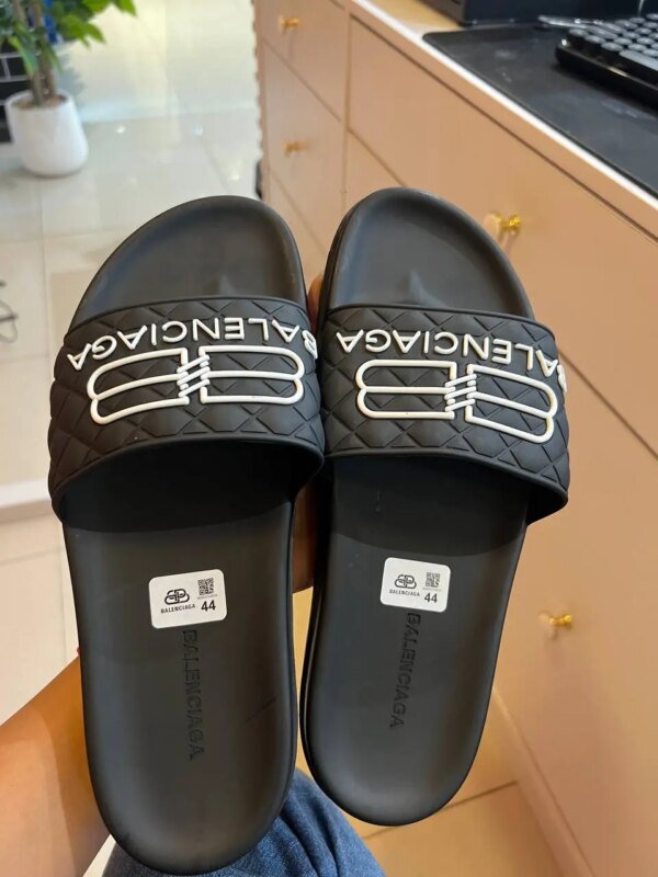 Stylish Balenciaga Sandals  Elevate Your Summer Look