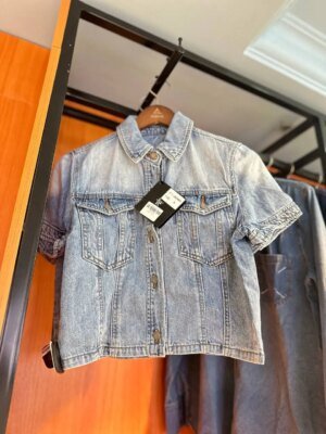 Classic Cowboy Jacket - Timeless Western Style