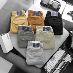 GAP Classic Fit Pants for Everyday Comfort