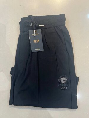 HK Twill Shorts - Comfort Meets Style