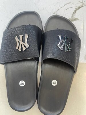 Cozy Slippers (NY) - Your Perfect Footwear for Relaxation