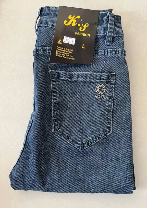 Stylish & Comfortable Ladies Jeans - Model 3075.1