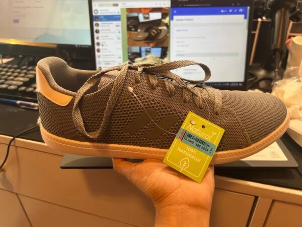 Trendy Men's Low-Top Lace-Up Casual Sneakers | Adora Lifestyle
